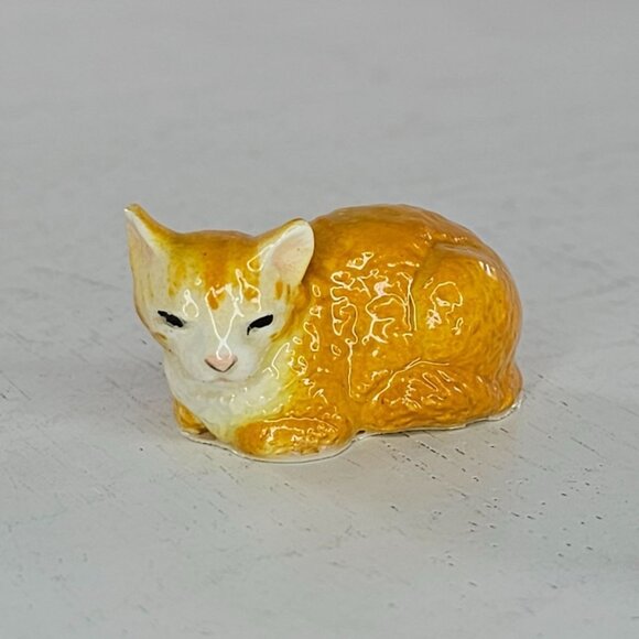 Hagen Renaker Orange Sleepy Fluffy Cat Miniature Figurine - Picture 7 of 8
